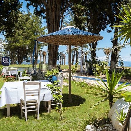 Villa Spiaggia Bianca Dafnila Eksteriør bilde